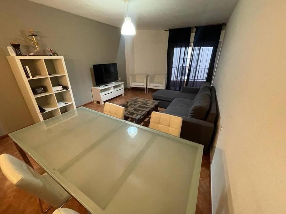 Lovely One Bedroom Flat- Excellent Location Apartamento *