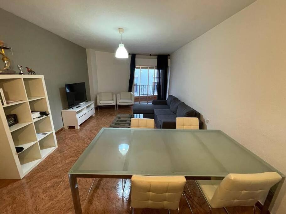 Lovely One Bedroom Flat- Excellent Location Apartamento Granada