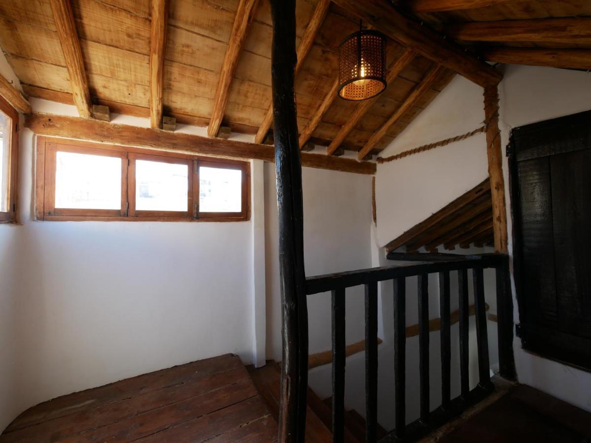 Baños Del Agua Granada