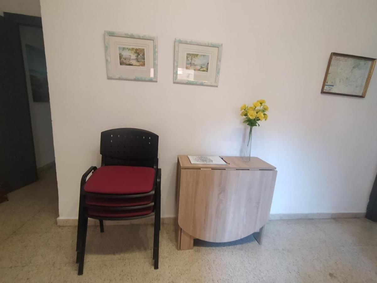 Céntrico Piso Con Aparcamiento * Granada