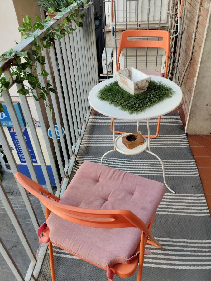 Céntrico Piso Con Aparcamiento * Granada