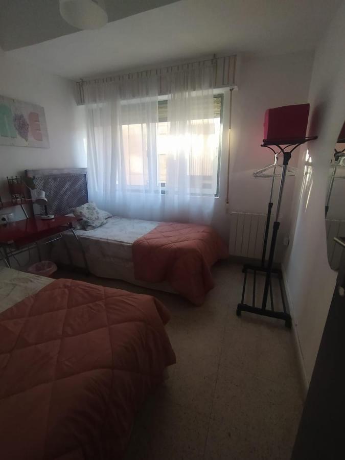 Apartamento Céntrico Piso Con Aparcamiento *