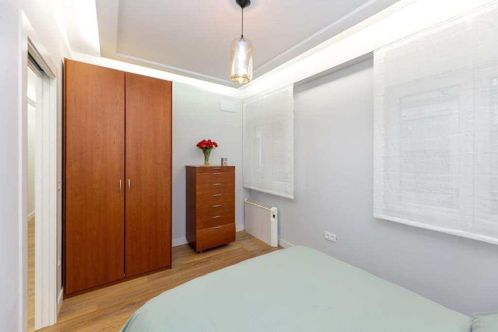 Apartamento Precioso Piso Con Terraza En Centro De Granada