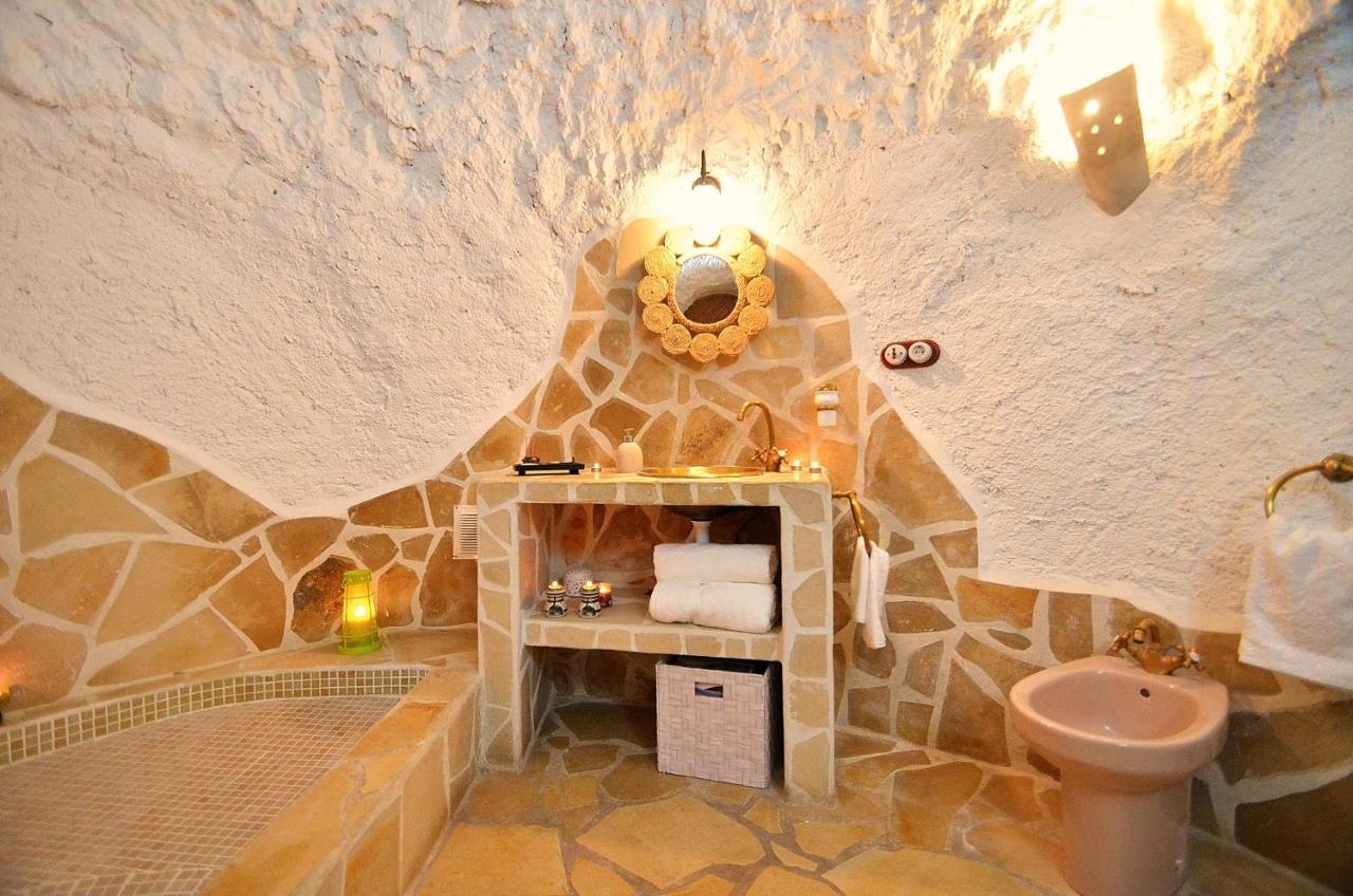 House&cave Parking And Terrace, In The Villa *