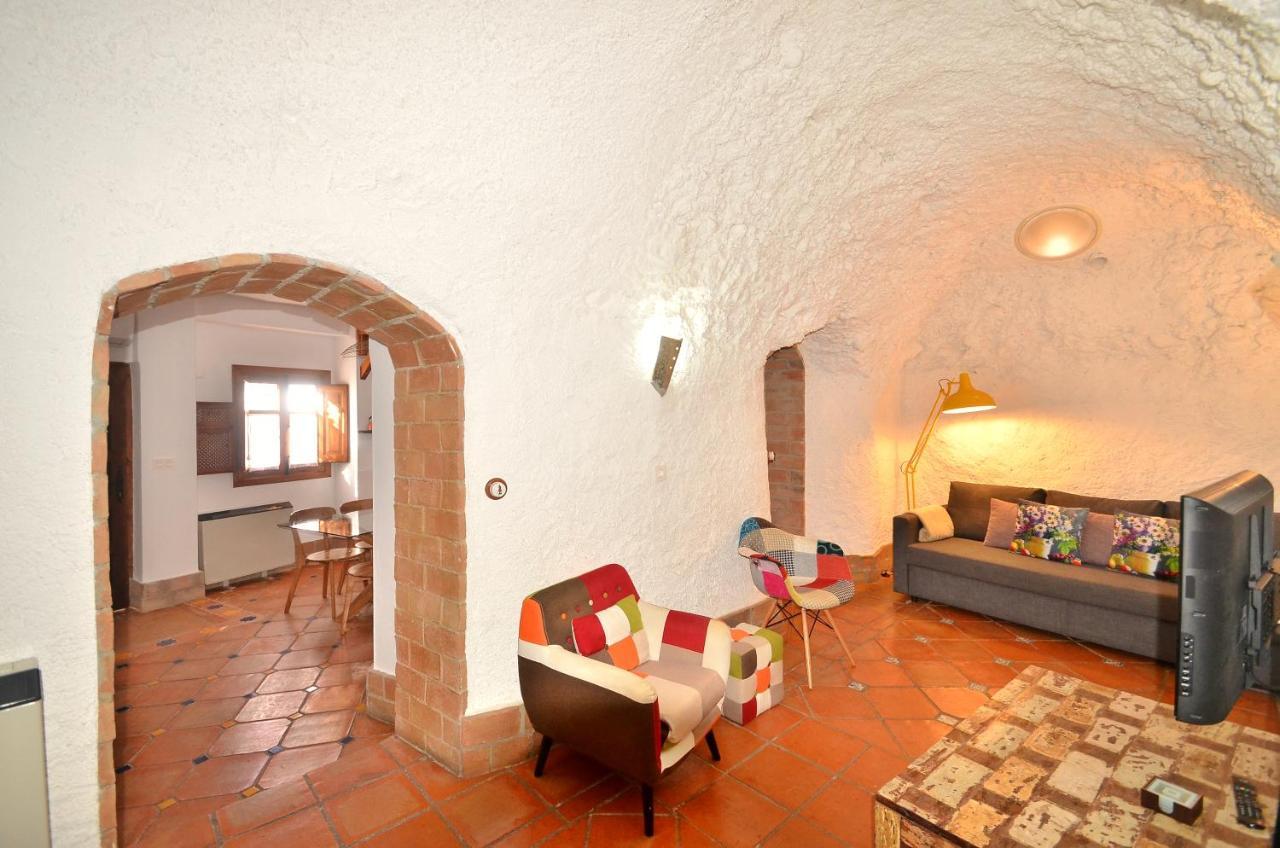 House&cave Parking And Terrace, In The Granada