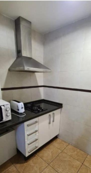 Apartamento Corrala De San Anton. Sencillo En Pleno Centro