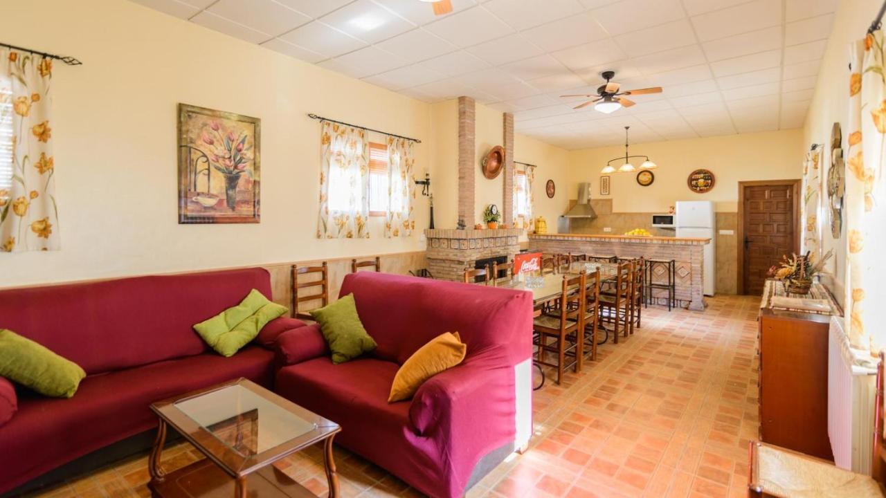 Сasa de vacaciones Vivienda Rural Pepe El Del Aceite Trasmulas By Ruralidays *