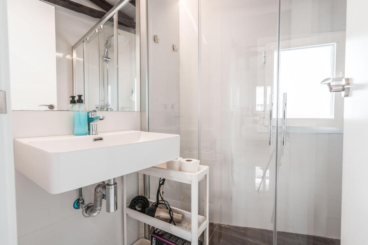 Qh Eme Apartment