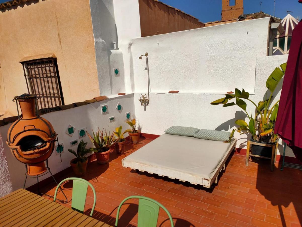Cosy House, Sunny Terrace, Amazing Views & Outdoor Bathtub! *