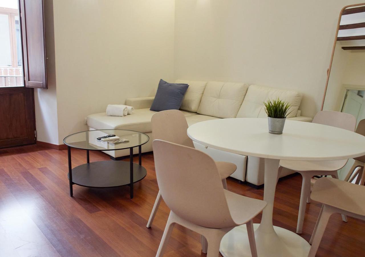 Isa Apartment