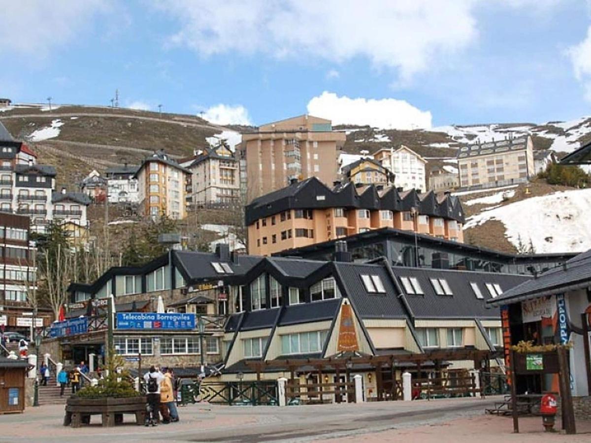 Amazing In With Mountain-views