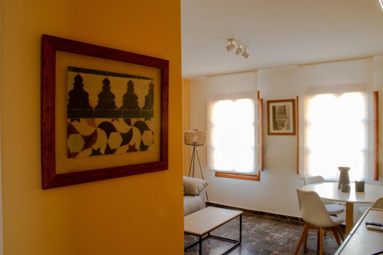 Atico Con Terraza En Cuesta Gomerez Apartamento