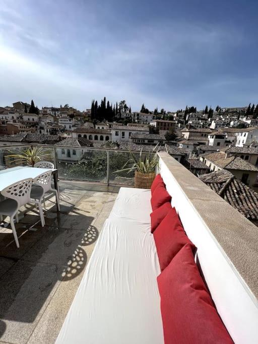 Apartamento Alhambra Views! Amazing Loft With Sunny Terrace! Granada