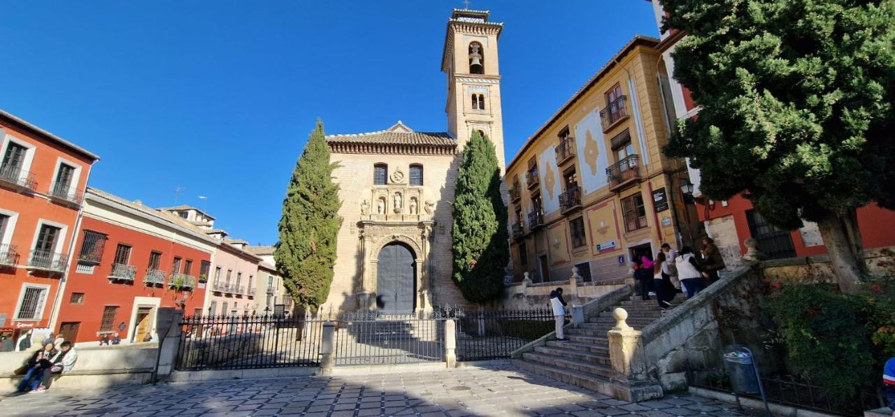Patrimonio Arabe Vista A La Alhambra Granada