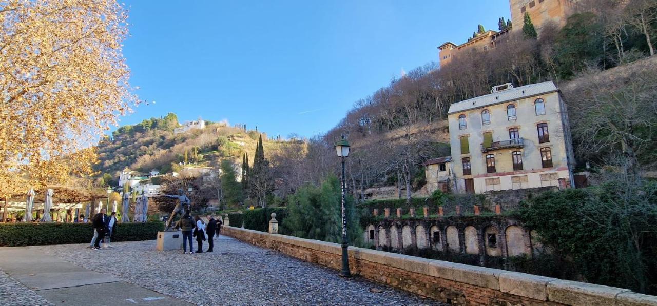 Patrimonio Arabe Vista A La Alhambra Guest house Granada