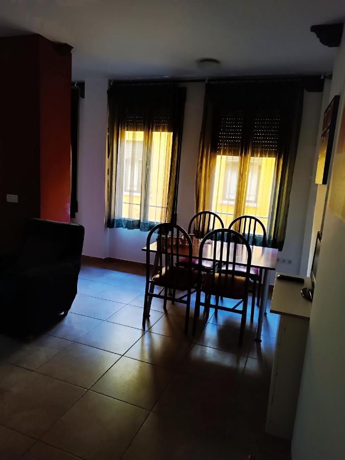 Apartamento Corrala De San Anton. Corral Del Carbon *