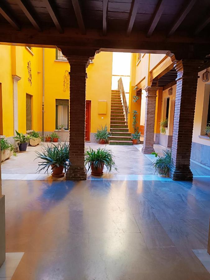 Alcazaba Apartamento *