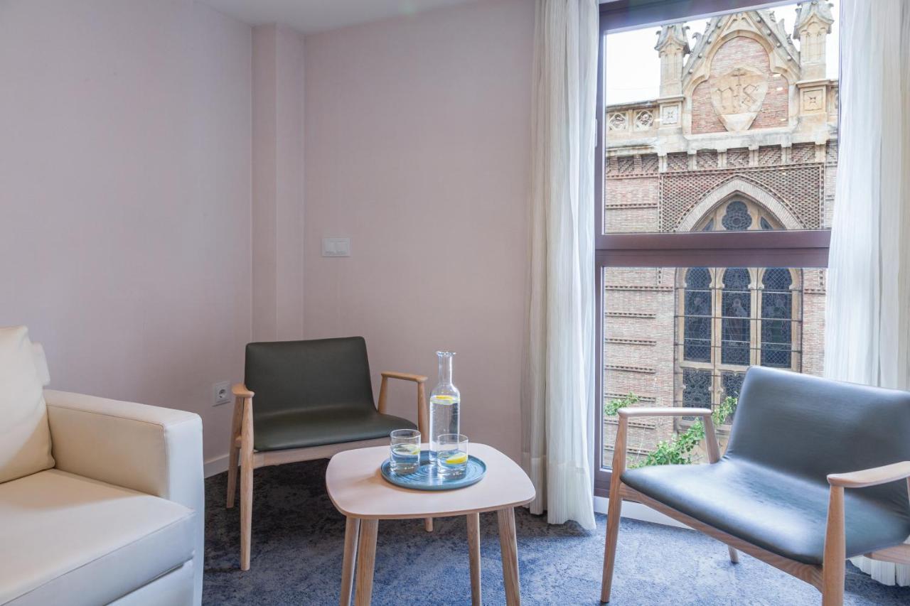 Five Senses Rooms&suites