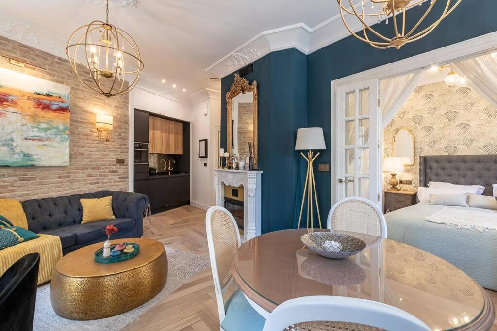 Ch Elvira Luxury * Granada