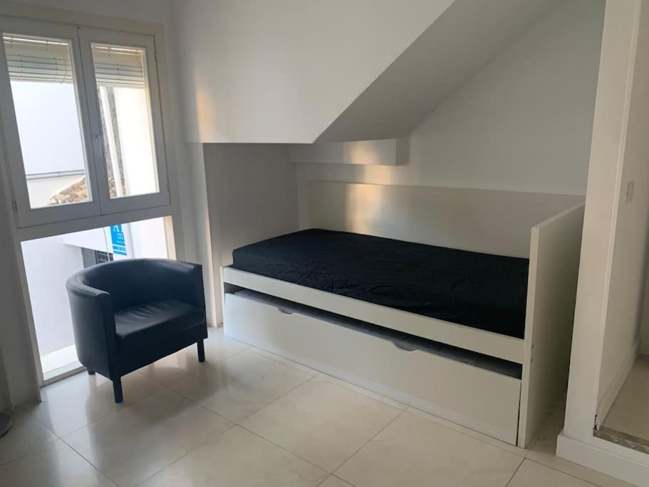 Apartamento Spacious Loft / Literally At The Foot Of Alhambra *