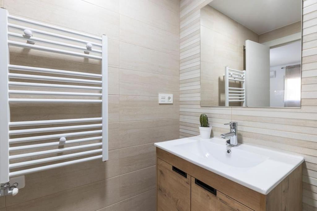 Apartamento Neptuno Deluxe Granada