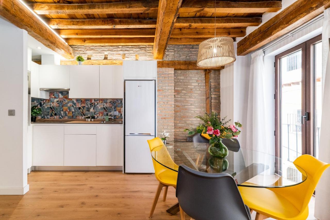 Wekey Homes Granada, Mesones