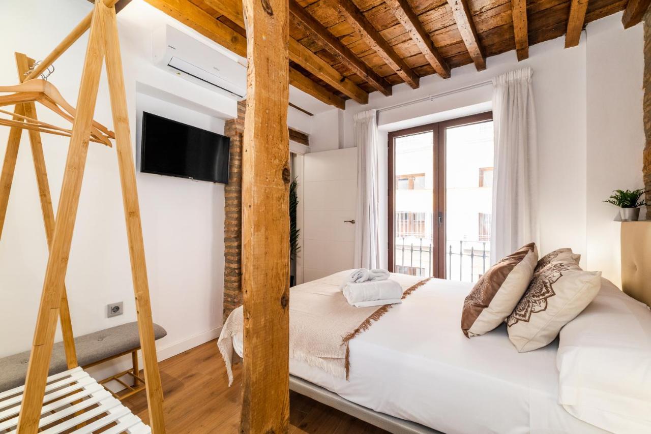 Wekey Homes Granada, Mesones *
