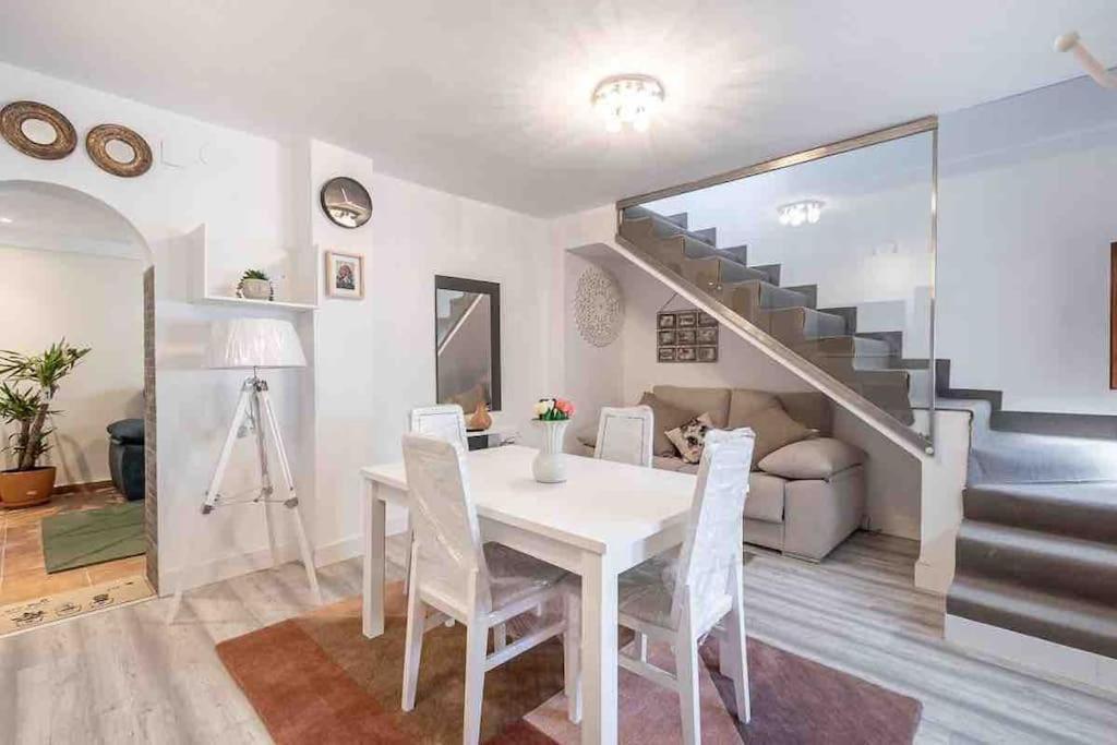 Сasa de vacaciones Entire House Close To Albaicin And The Center *