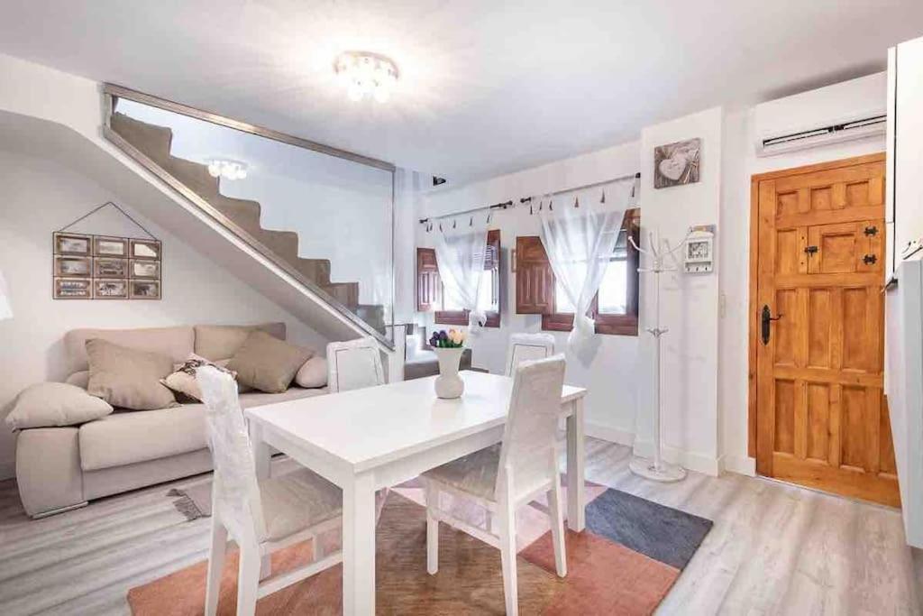 Entire House Close To Albaicin And The Center Сasa de vacaciones *