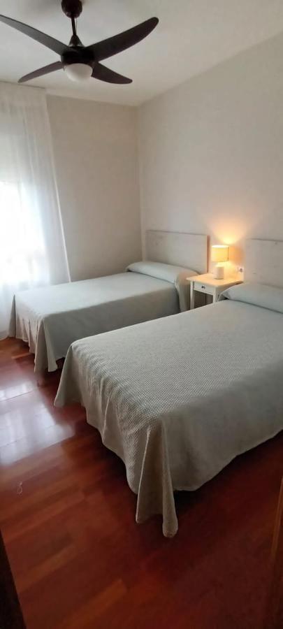 Homestay Doble Independiente Con Bano Compartido *