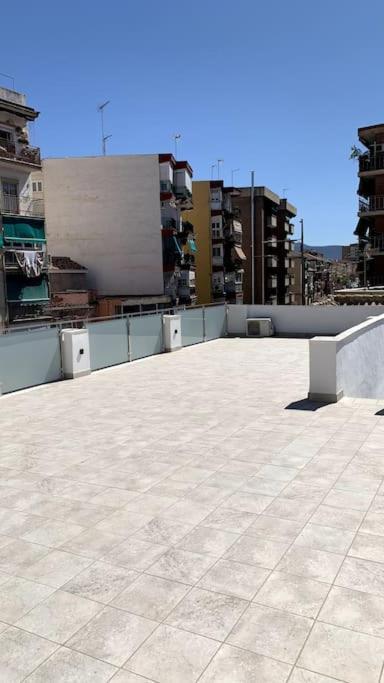 Сasa de vacaciones Soleada, Amplia Y Renovada Vivienda Granada