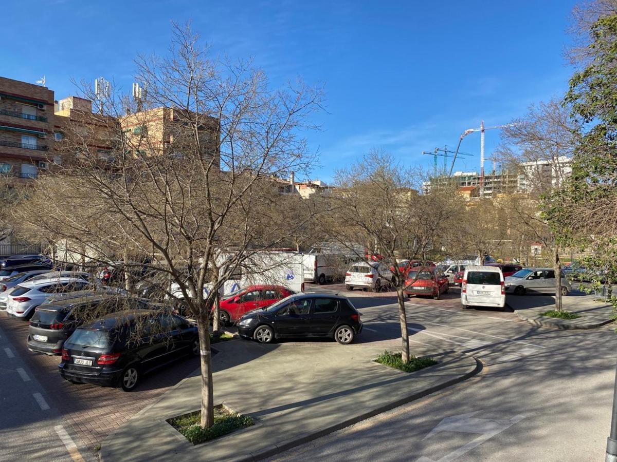 Familiar Alhambra Apartamento