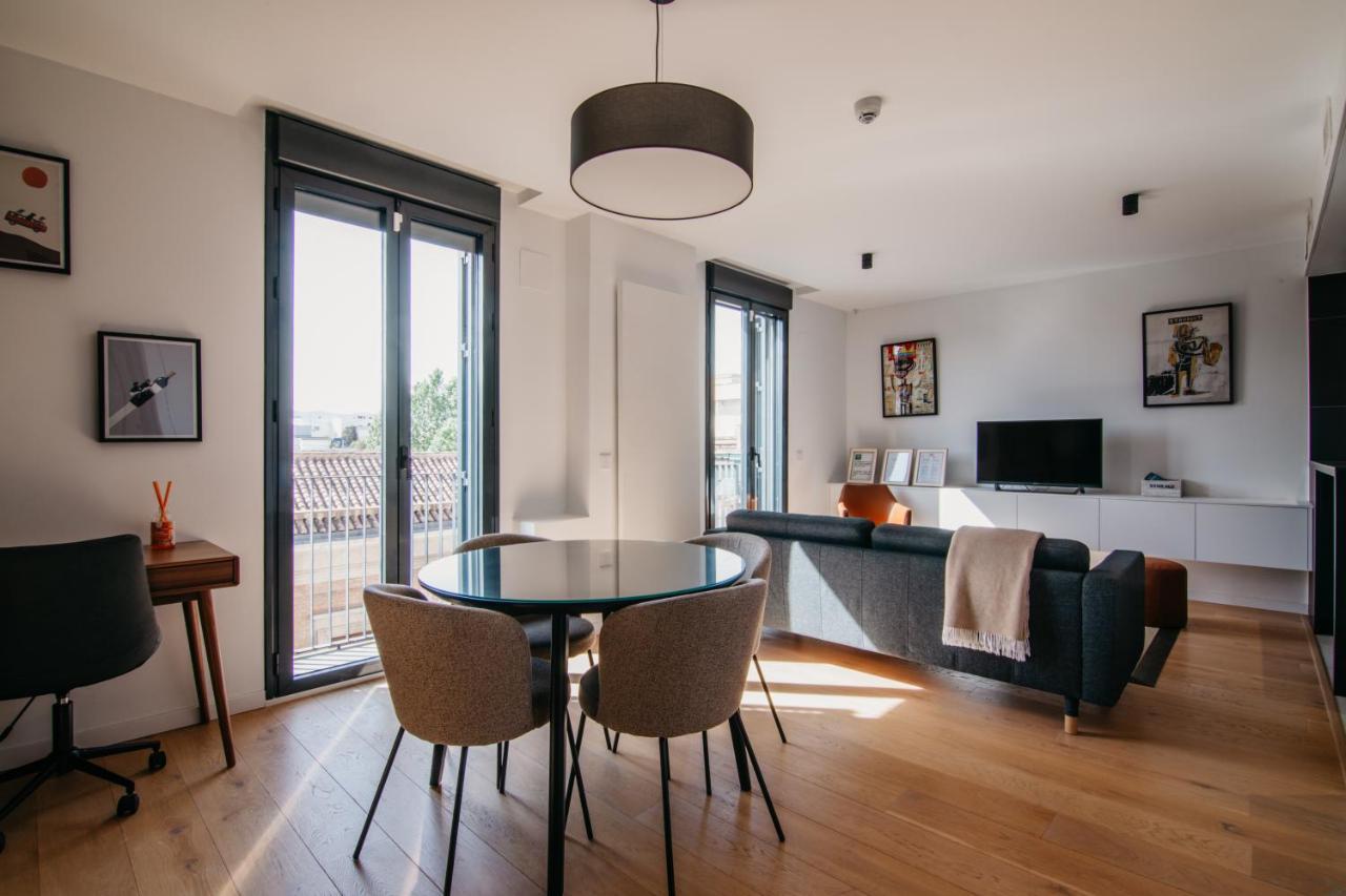 Apartment Tuguest Obispo Granada