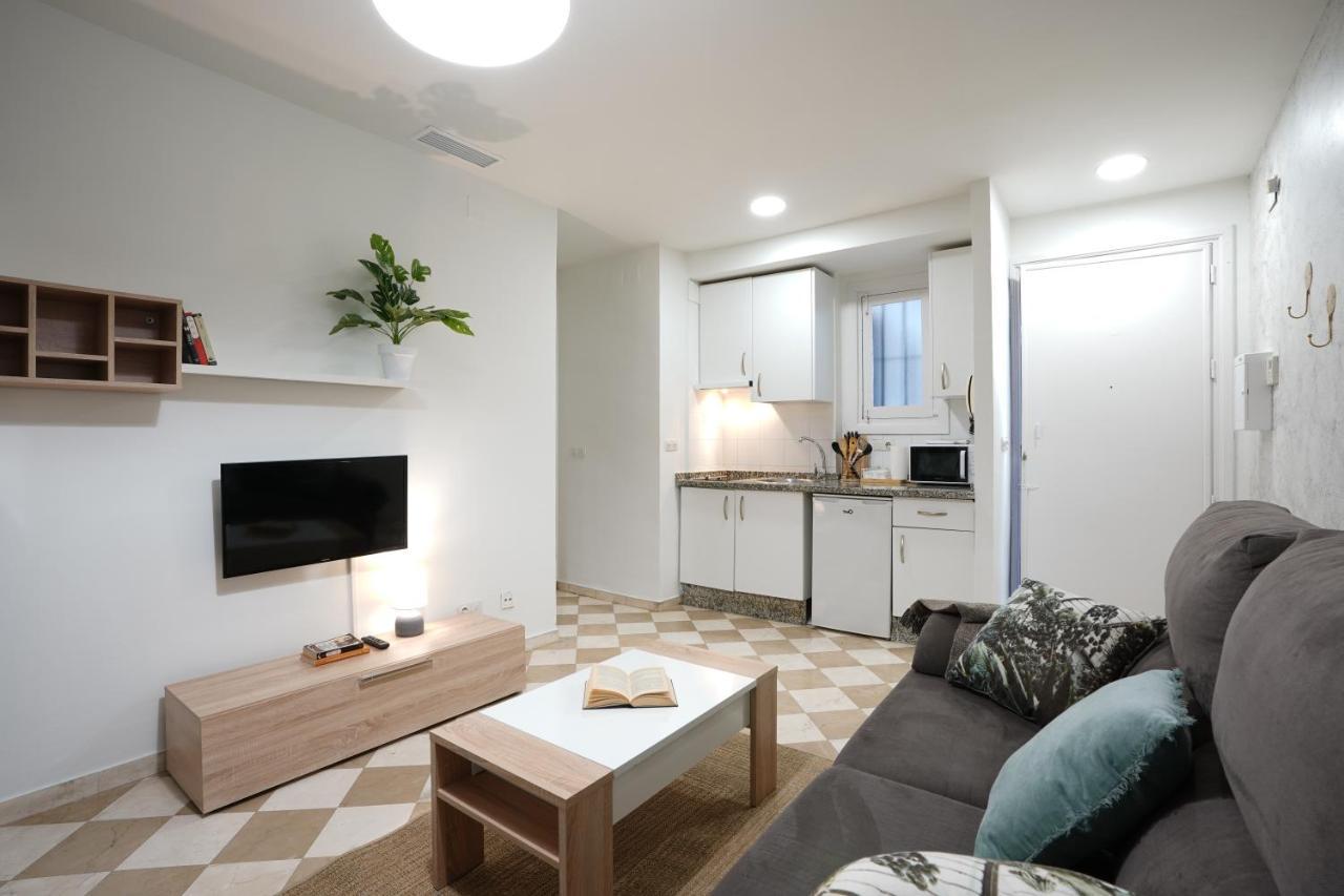 Apartment Adanar-Las Columnas