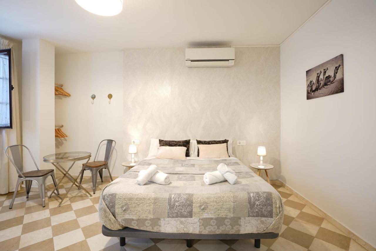 Apartment Adanar-Las Columnas *