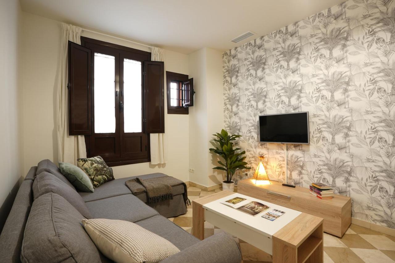 Apartment Adanar-Las Columnas *