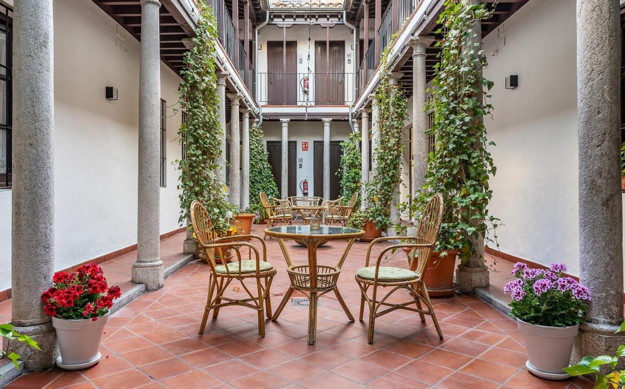 Adanar-Las Columnas Apartment *