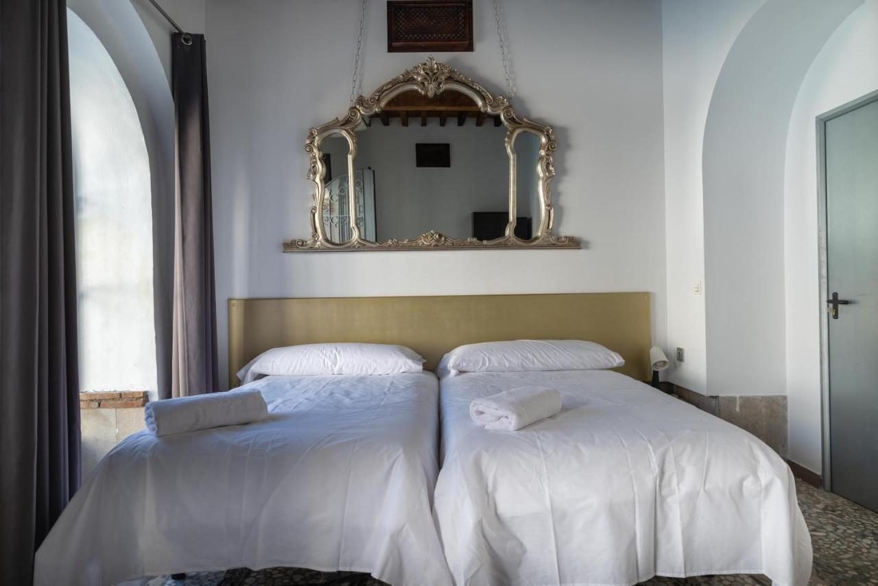 Casa Con Piscina, Barbacoa Y Jardin Para 20 Personas Сasa de vacaciones Granada