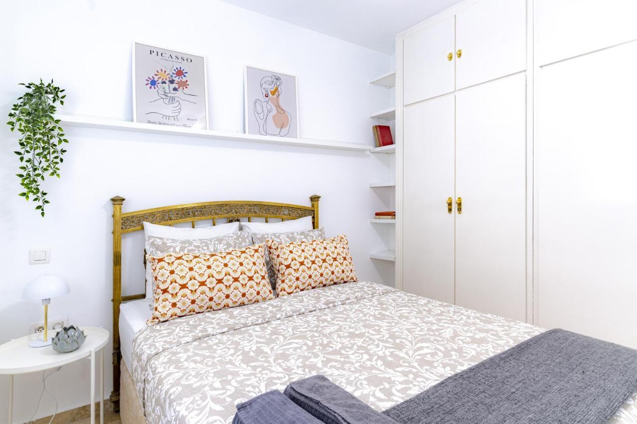 Apartment Mariana & Ganivet - Hostatel *