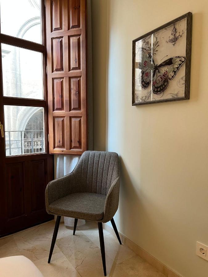 Pie De Torre Catedral Apartment *