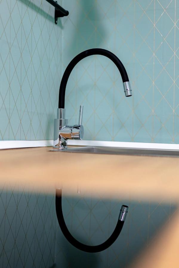 Mariana & Ganivet - Hostatel Apartamento *