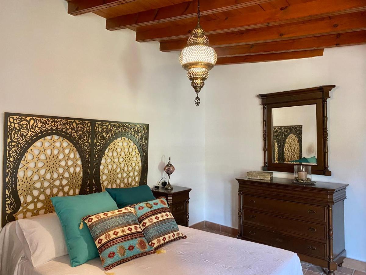 Casa De La Alberzana Villa