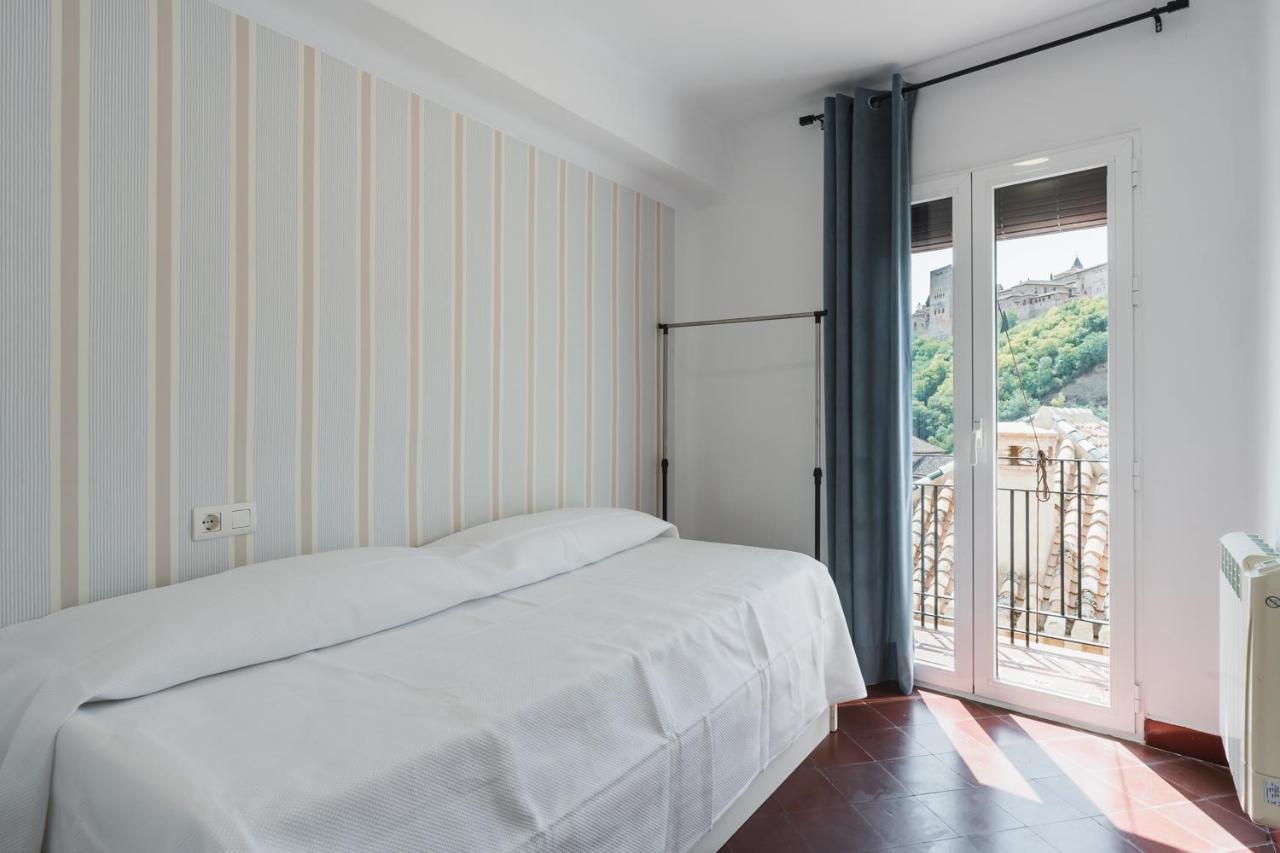 Tuguest Cobertizo Duplex Granada