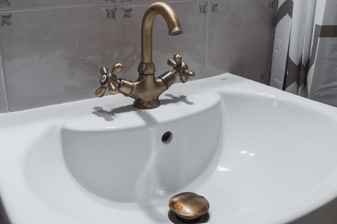 Tuguest Cobertizo Duplex *