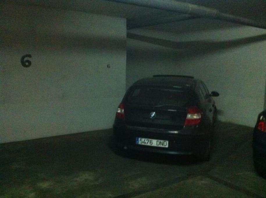 Gorgeous Free Parking In The Building * Granada