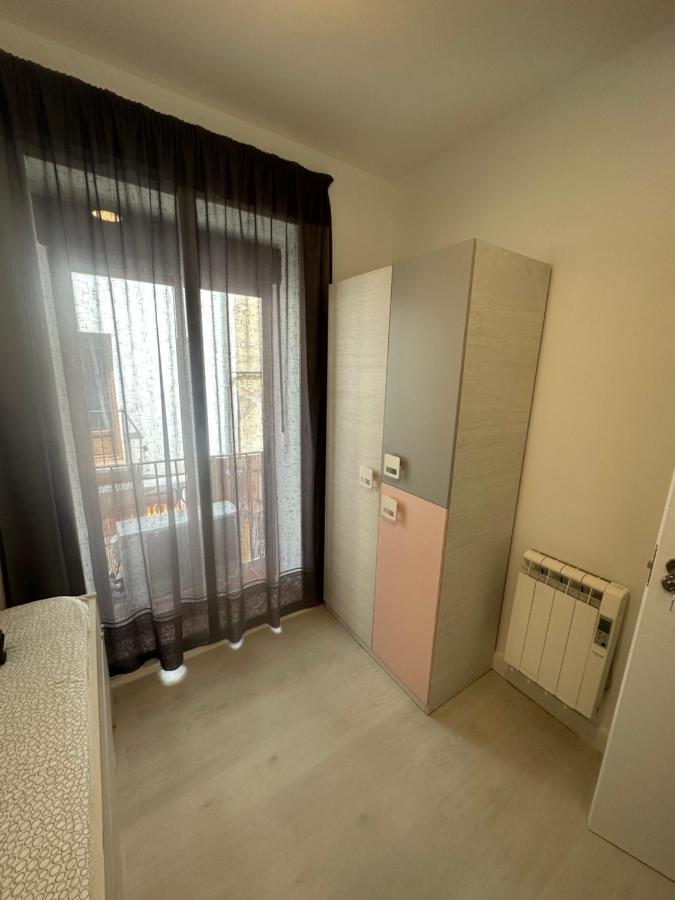 Piso En El Centro De Apartamento *