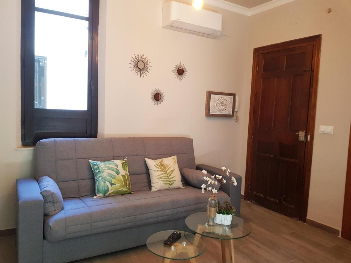 Apartamento Alhambra 3000 *