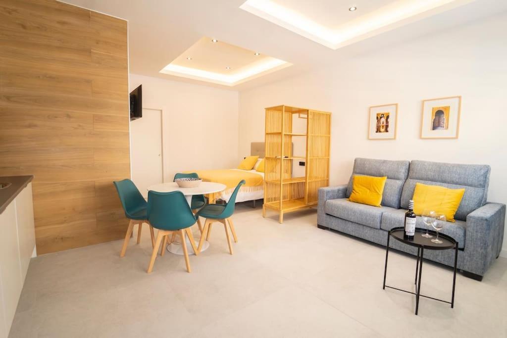 Center Cathedral Apartment *