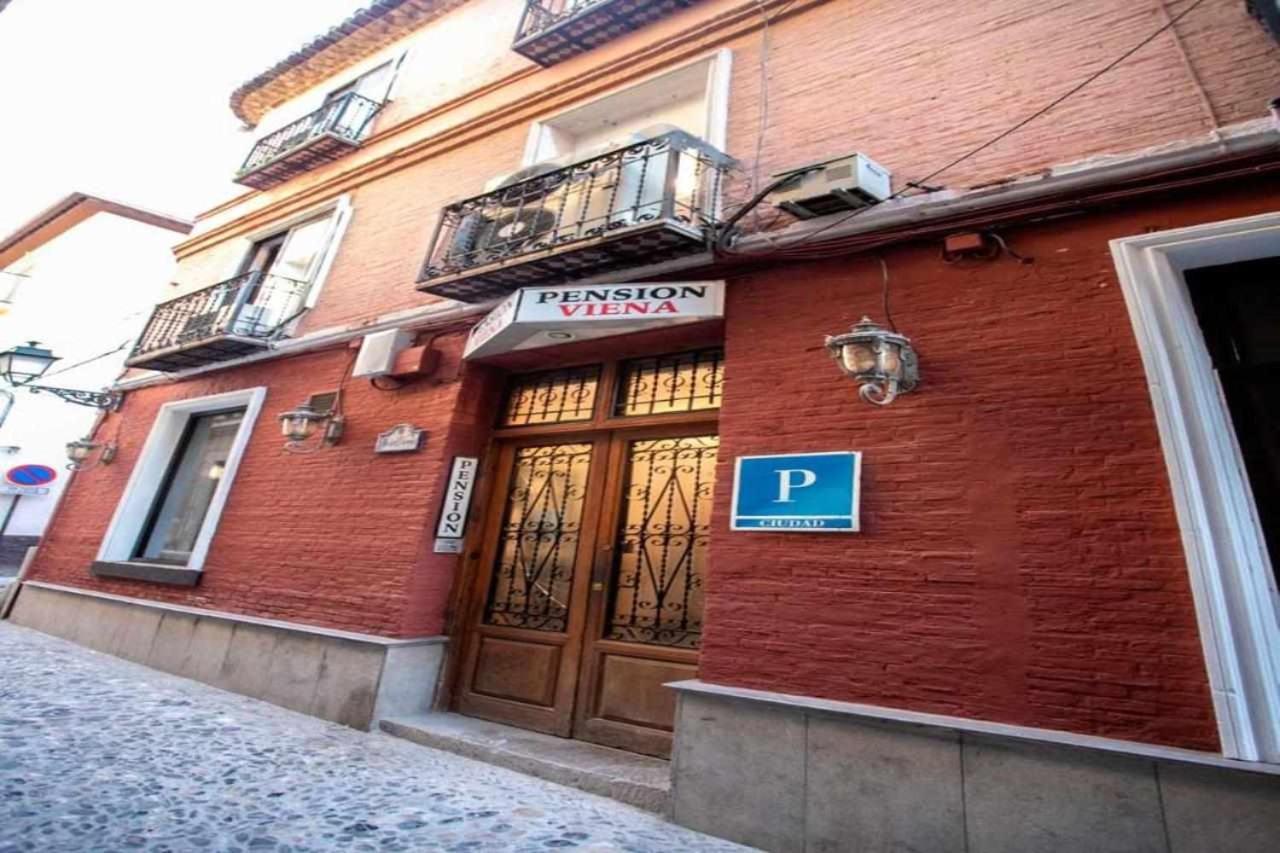 Viena Plaza Nueva Hotel 2*