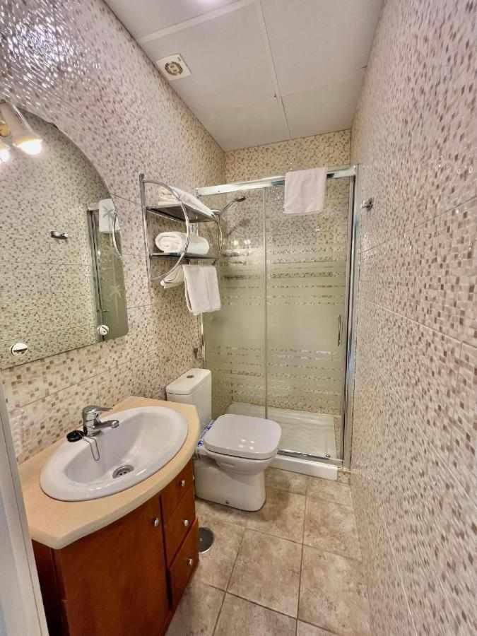 Viena Plaza Nueva Hotel 2*